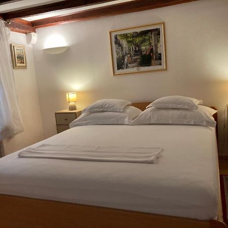 Guesthouse Vicelic 1 Ragusa Esterno foto